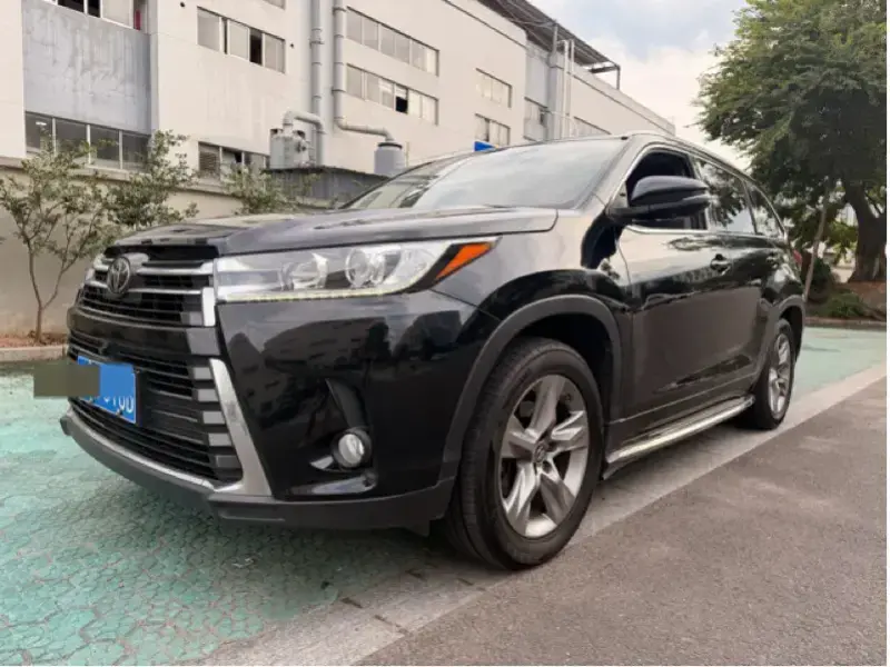 2021 Toyota Highlander с пробегом 90 000 км