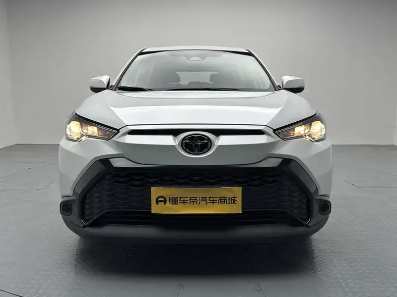 2024 Toyota Frontlander с пробегом 5 600 км