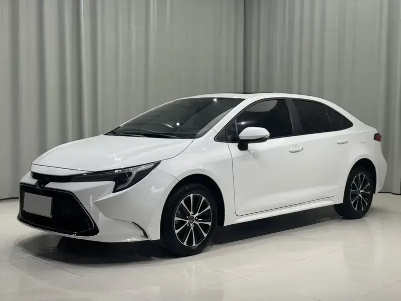 2023 Toyota Levin с пробегом 15 000 км