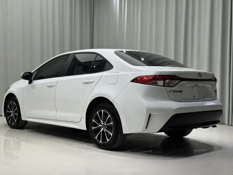 2023 Toyota Levin с пробегом 15 000 км