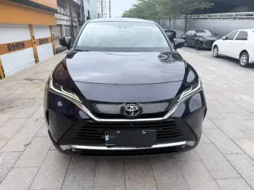 2022 Toyota Harrier с пробегом 70 000 км