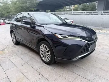 2022 Toyota Harrier с пробегом 70 000 км