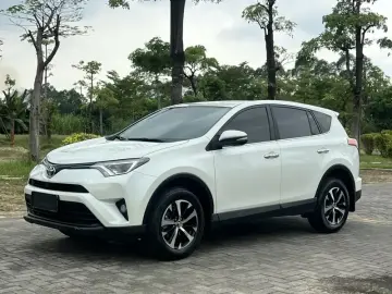 2019 Toyota RAV4 с пробегом 83 000 км