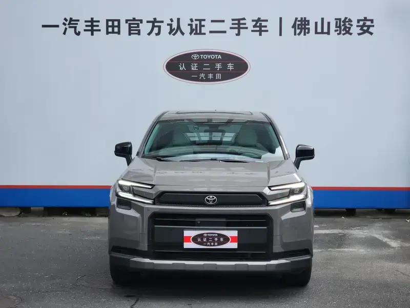 2026 Toyota RAV4 с пробегом 25 000 км