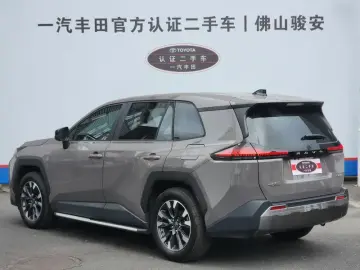 2026 Toyota RAV4 с пробегом 25 000 км