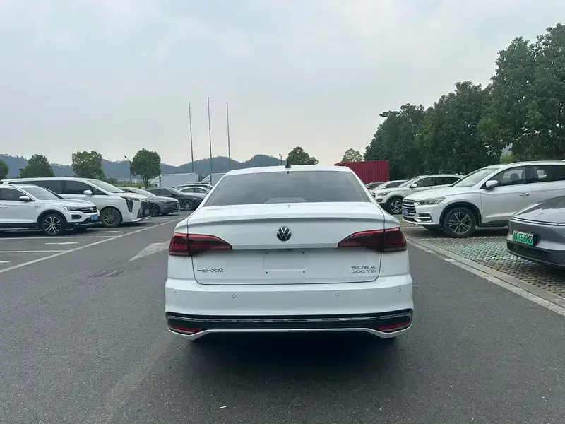 2024 Volkswagen Bora с пробегом 9 200 км