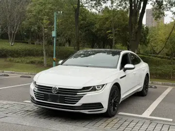 2020 Volkswagen Passat CC с пробегом 61 000 км