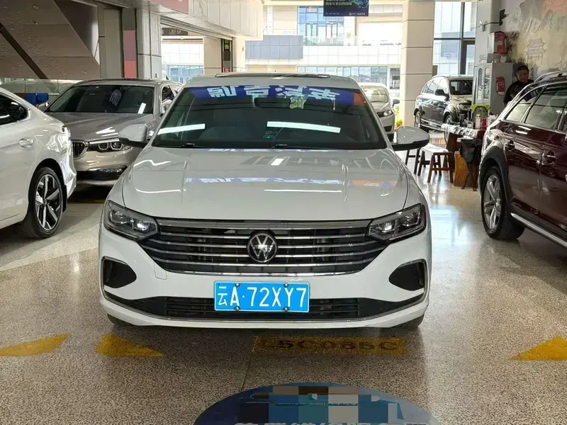 2023 Volkswagen Lavida с пробегом 45 000 км