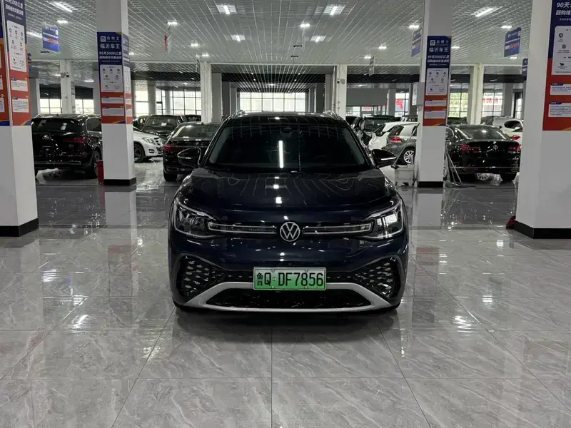 2021 Volkswagen ID.6 с пробегом 65 000 км