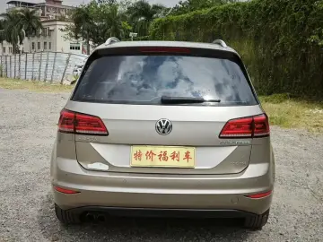 2018 Volkswagen Golf Sportsvan с пробегом 82 000 км