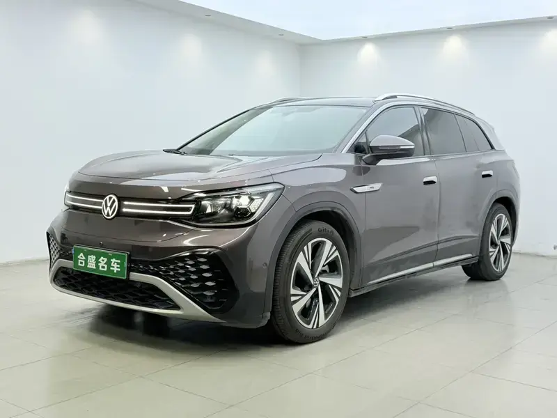 2022 Volkswagen ID.6 с пробегом 83 000 км