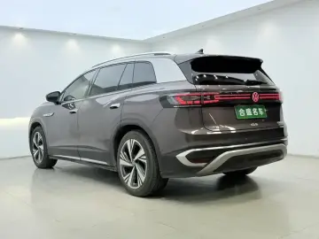 2022 Volkswagen ID.6 с пробегом 83 000 км