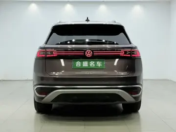2022 Volkswagen ID.6 с пробегом 83 000 км