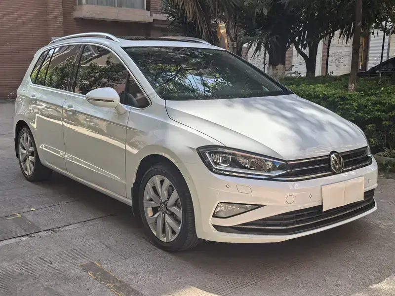 2019 Volkswagen Golf Sportsvan с пробегом 65 700 км