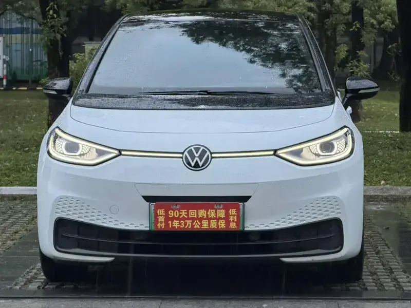 2022 Volkswagen ID.3 с пробегом 50 000 км