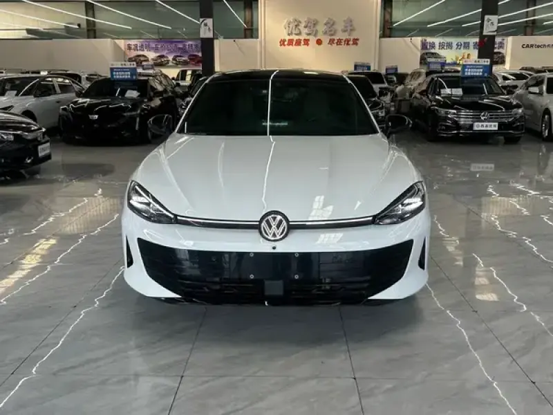 2026 Volkswagen Lamando с пробегом 1 000 км
