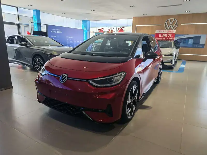 2026 Volkswagen ID.3 с пробегом 9 000 км
