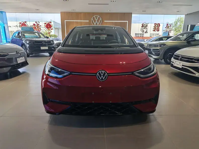 2026 Volkswagen ID.3 с пробегом 9 000 км