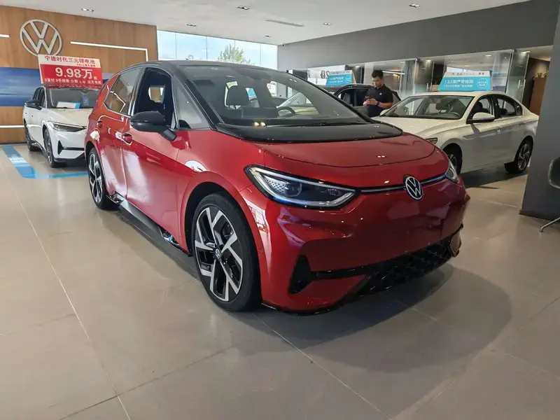 2026 Volkswagen ID.3 с пробегом 9 000 км