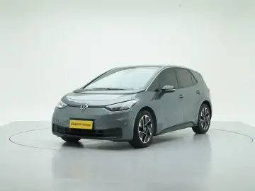 2024 Volkswagen ID.3 с пробегом 43 100 км