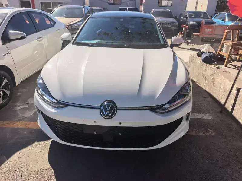 2023 Volkswagen Lamando с пробегом 26 000 км