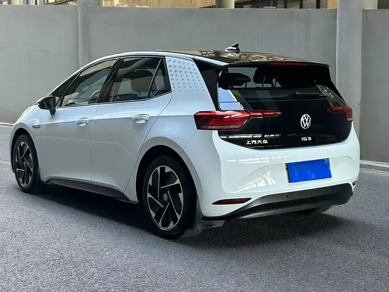 2023 Volkswagen ID.3 с пробегом 68 000 км