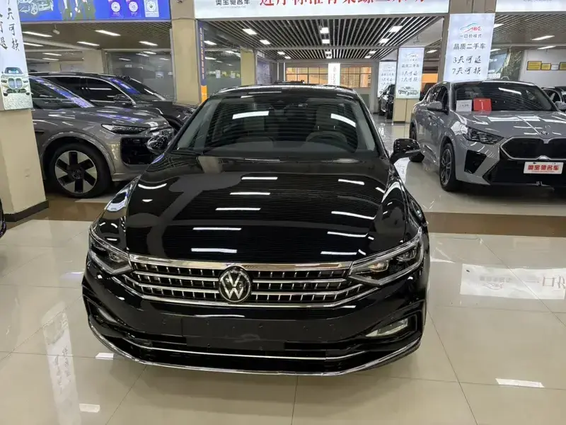 2023 Volkswagen Magotan с пробегом 29 000 км