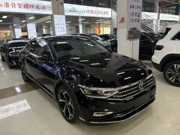 2023 Volkswagen Magotan с пробегом 29 000 км
