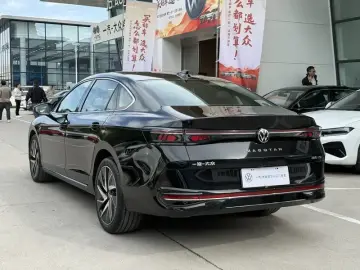 2024 Volkswagen Magotan с пробегом 11 000 км