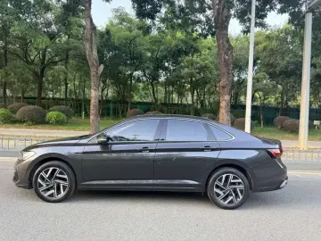 2024 Volkswagen Sagitar с пробегом 19 000 км