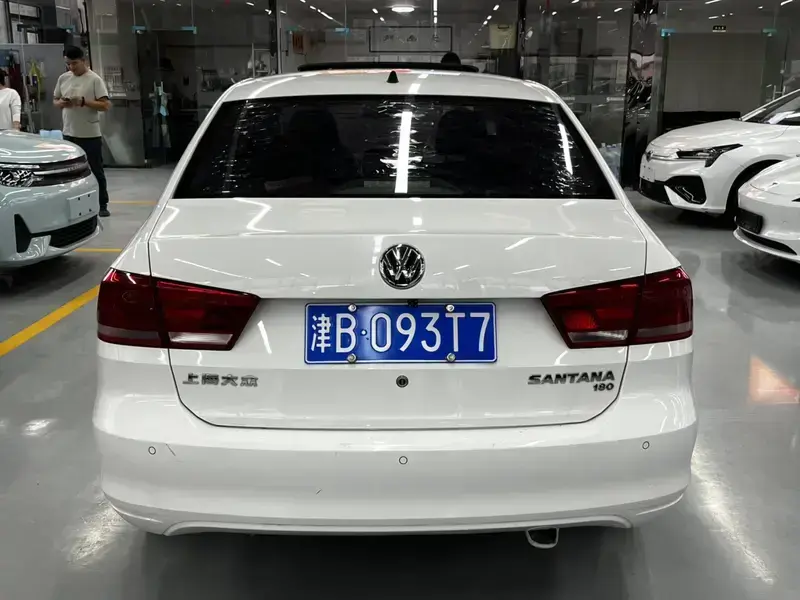 2015 Volkswagen Santana с пробегом 87 000 км