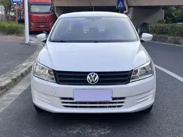 2013 Volkswagen Santana с пробегом 100 000 км