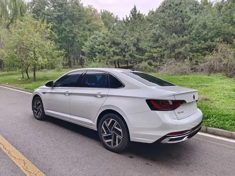2024 Volkswagen Sagitar с пробегом 23 000 км