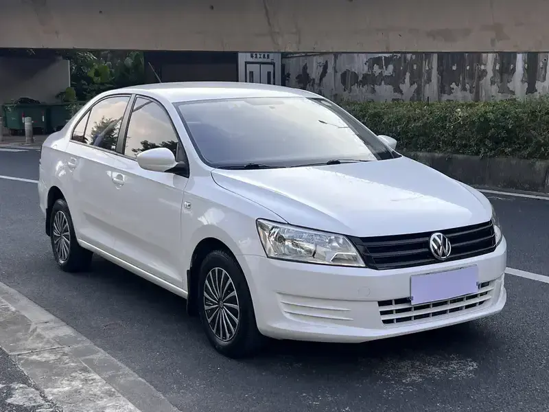 2013 Volkswagen Santana с пробегом 100 000 км