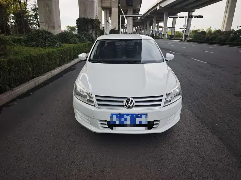 2013 Volkswagen Santana с пробегом 61 000 км