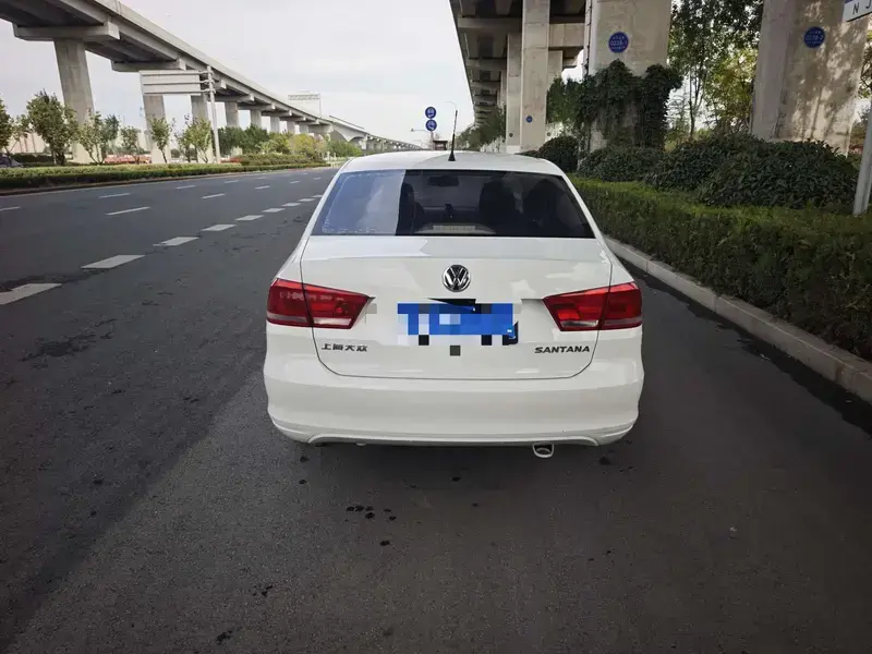 2013 Volkswagen Santana с пробегом 61 000 км