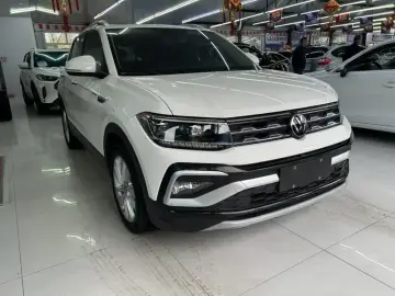 2021 Volkswagen T-Cross с пробегом 15 800 км