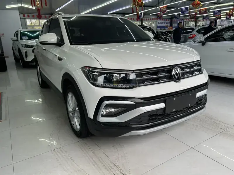 2021 Volkswagen T-Cross с пробегом 15 800 км
