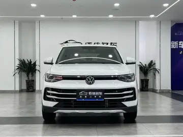 2025 Volkswagen Tharu с пробегом 11 000 км