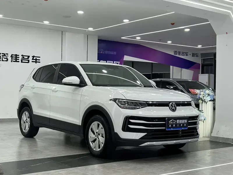 2025 Volkswagen Tharu с пробегом 11 000 км