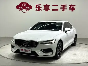 2020 Volvo S60 с пробегом 91 000 км