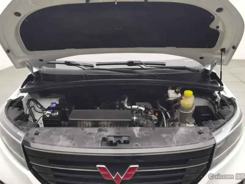 2019 Wuling Hongguang Plus с пробегом 139 000 км
