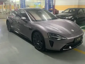 2024 Xiaomi SU7 с пробегом 25 600 км