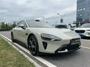 2024 Xiaomi SU7 с пробегом 23 000 км