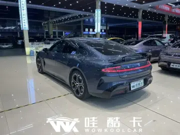 2024 Xiaomi SU7 с пробегом 31 000 км