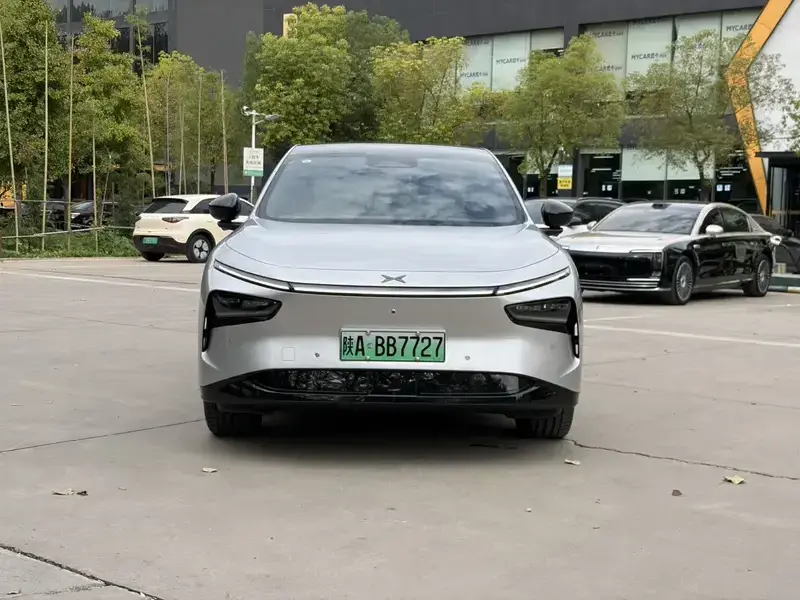 2025 Xpeng G7 с пробегом 9 000 км