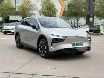 2025 Xpeng G7 с пробегом 9 000 км
