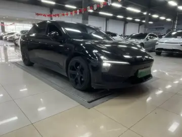 2025 Xpeng Mona M03 с пробегом 16 000 км