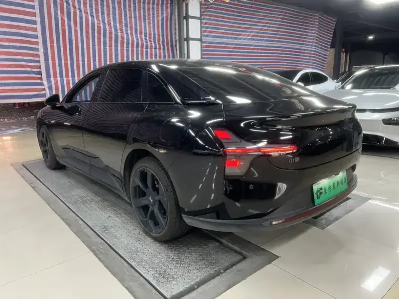 2025 Xpeng Mona M03 с пробегом 16 000 км