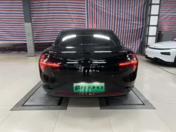 2025 Xpeng Mona M03 с пробегом 16 000 км